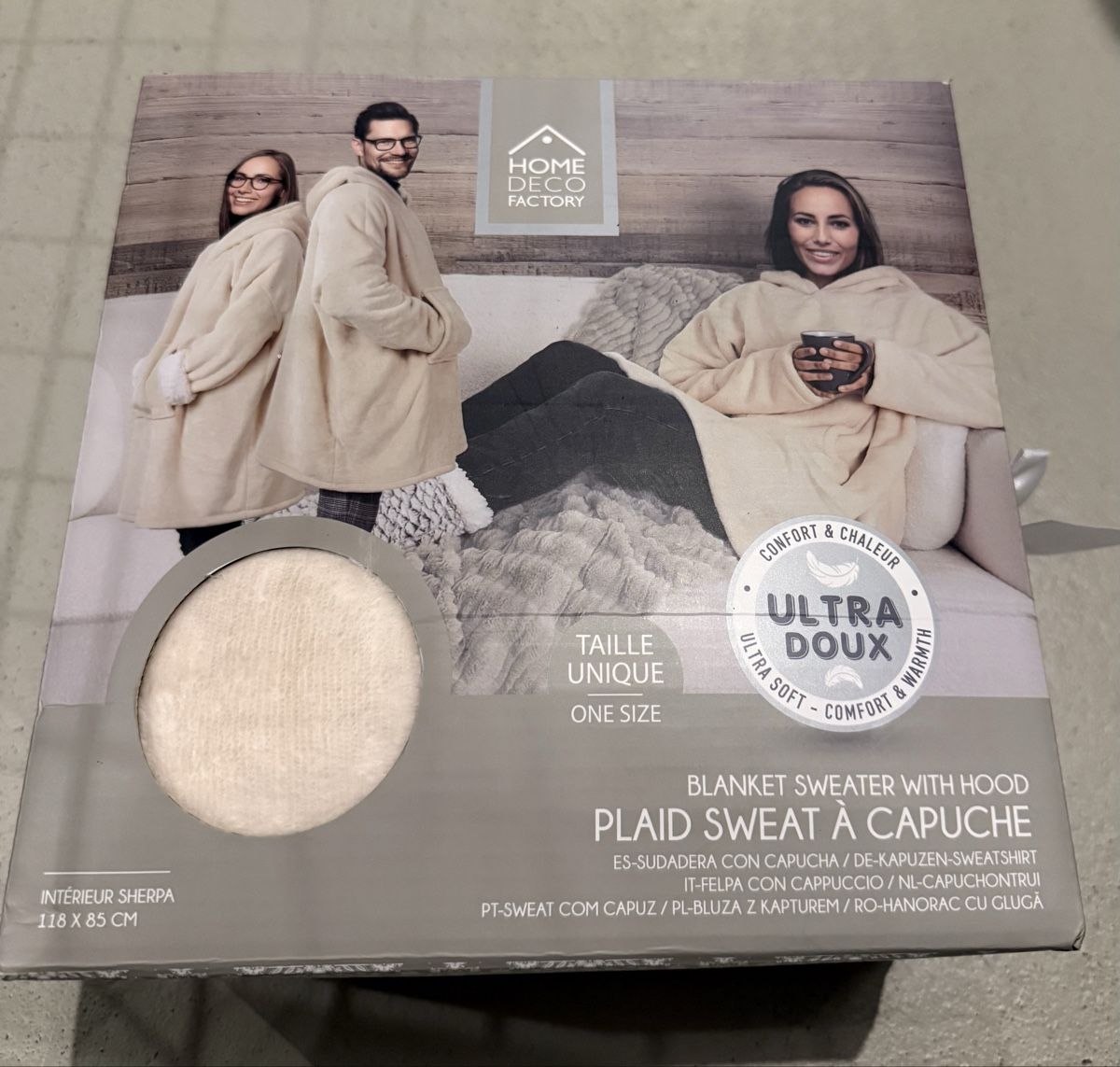 Coperte: Deckenpullover Home Deco Factory neu – Nuovo e nell'imballaggio originale da Zürich venduto da FionaLuzia