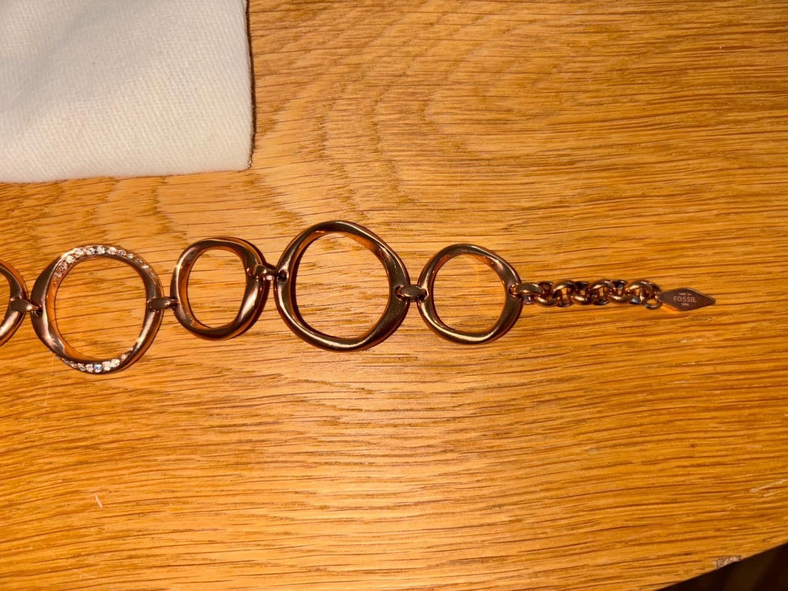 Fossil Bracciali & Braccialetti: Fossil Armband in Roségold mit Ringelementen – Usato da Zürich venduto da lalindamilena 4