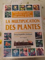 La Multiplication des Plantes, von Alan Toogood ,320 Seiten