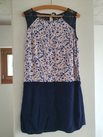 Kleid Naf Naf Gr. 36