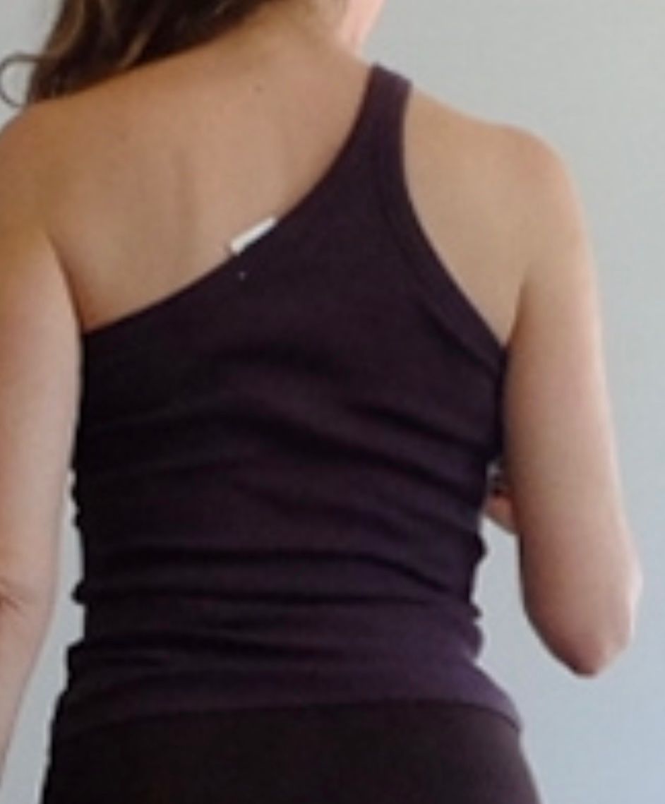 Lamarel Top: LAMAREL one shoulder Tank Top – Usato da Jona venduto da vanessasupermarket20 4