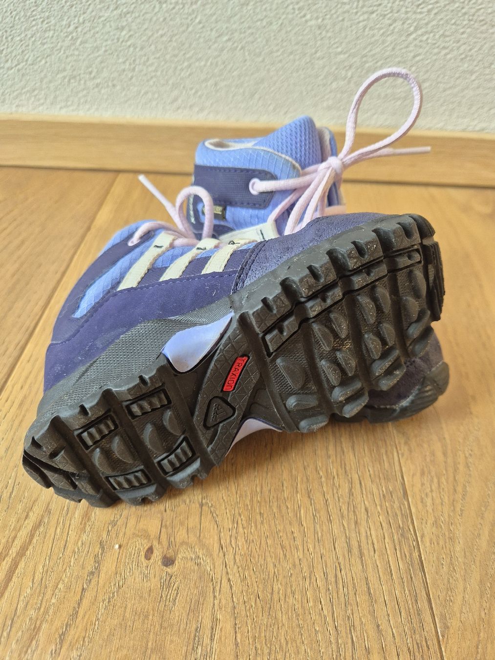 Adidas Scarpe per ragazze: Adidas Terrex 24 Goretex – Usato da Zizers venduto da .sternli. 1