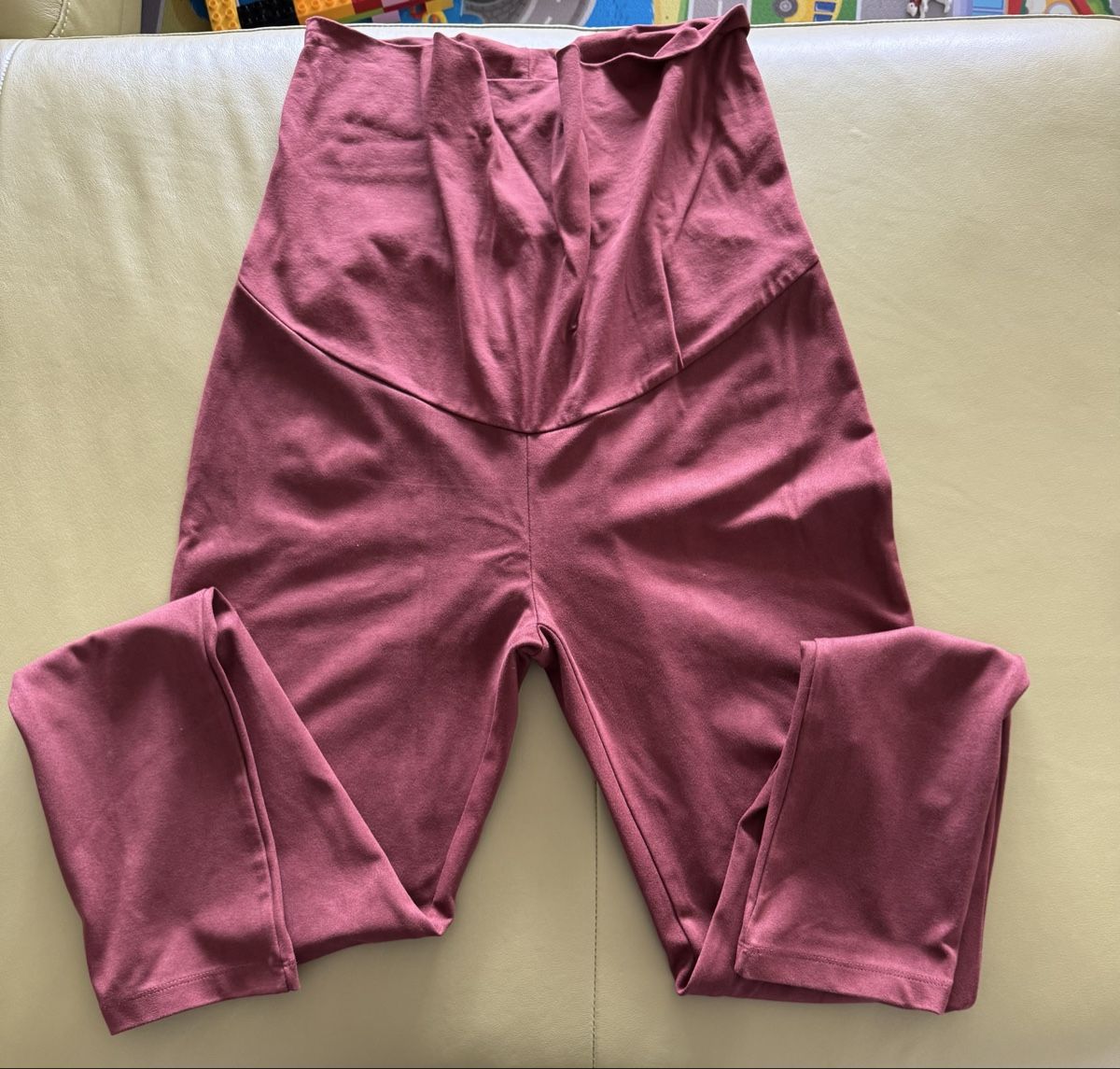 Lotti di vestiti: Umstandshosen Set Casual – Usato da Brütten venduto da Trinity_ch 1