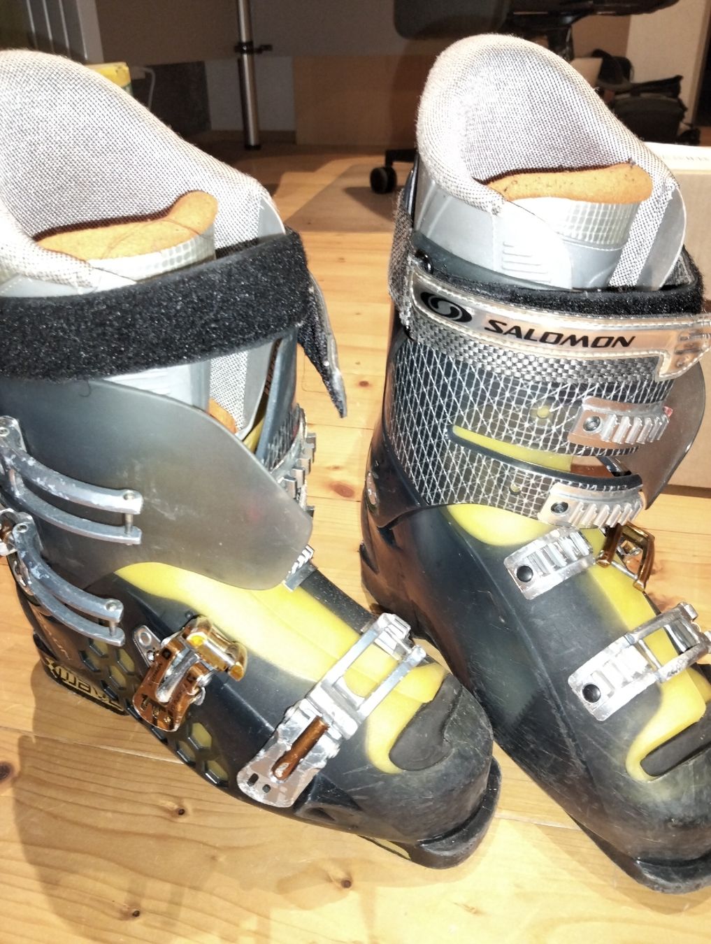 Salomon Sci: Skischuhe 41 Salomon – Usato da Hettlingen venduto da Coolway 1