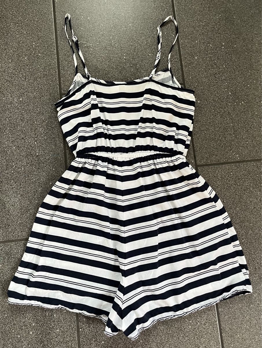 Jumpsuits: Süsser Jumpsuit Gr. 34 – Neu (gemäss Beschreibung) aus Hünenberg See von spartakus02 1
