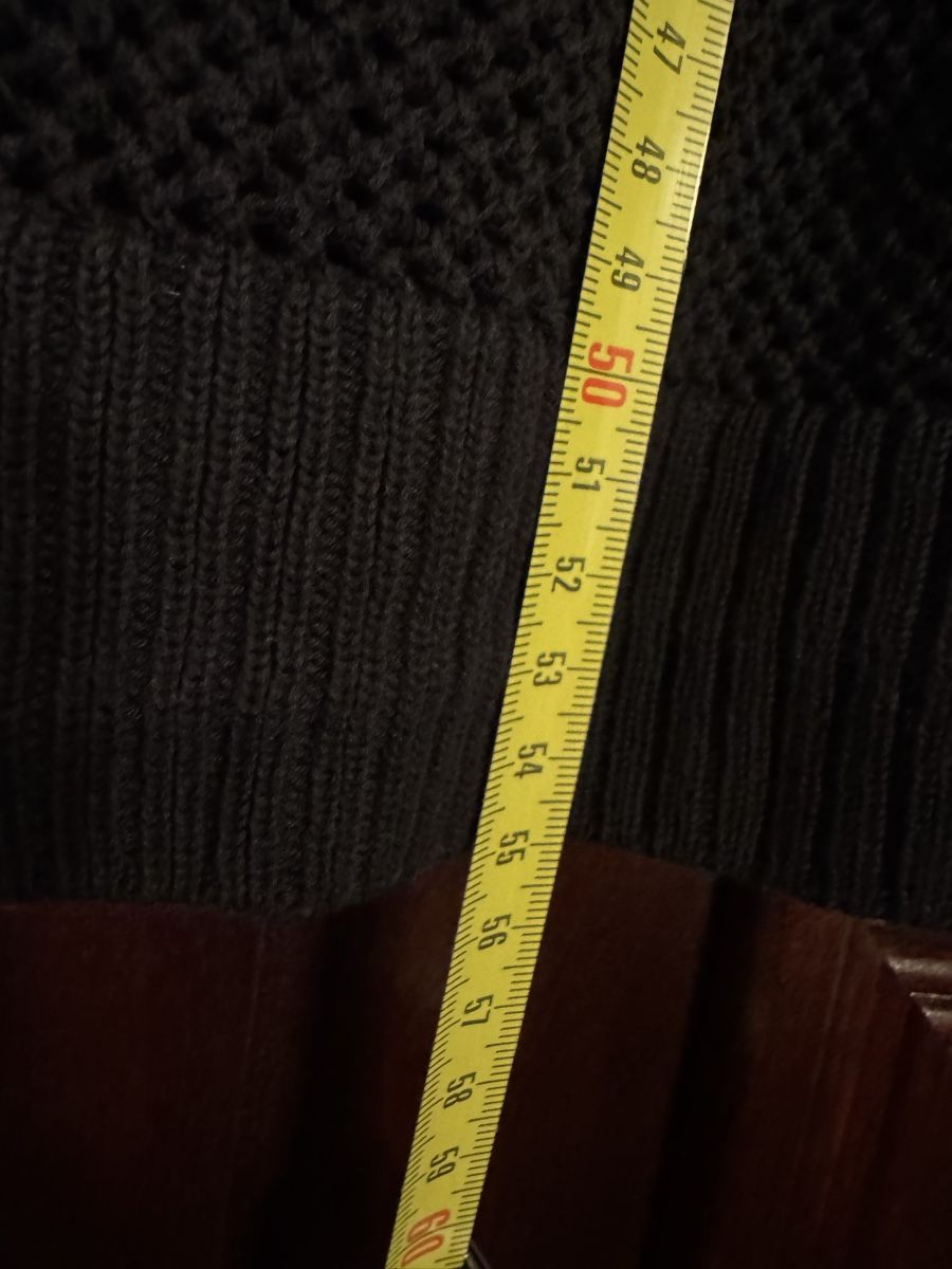 Top: Uniqlo Oberteil  – Usato da Obfelden venduto da cesarina10 4