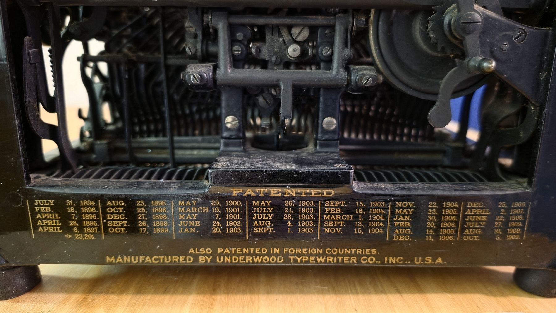 Underwood Schreibmaschinen: Antike Schreibmaschine "UNDERWOOD" – Gebraucht aus Rheinfelden von Ragg 5