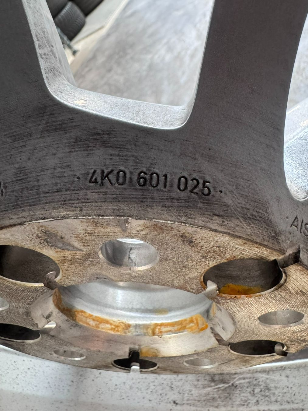 Audi Pneumatici & Ruote complete: Originale Audi A6 Winterkompletträder 17" – Usato da Arbon venduto da MeineHandelsWare 4