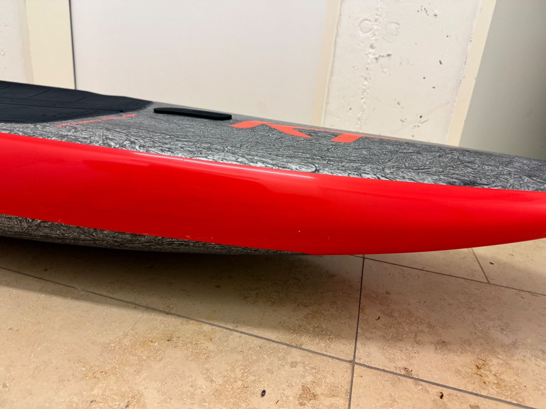 Tavole da surf e di nuoto: KT Dragonfly 3 Carbon Downwind SUP Wing Foil Board – Usato da Wädenswil venduto da pecso 6