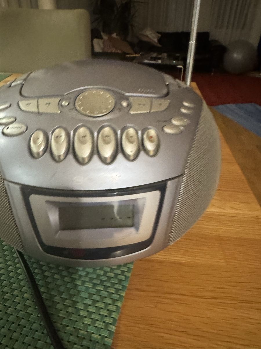 Sony Radios: Radio CD Cassette SONY CFD-E75SL bon tat – Gebraucht aus Wabern von moh_s5m8 1