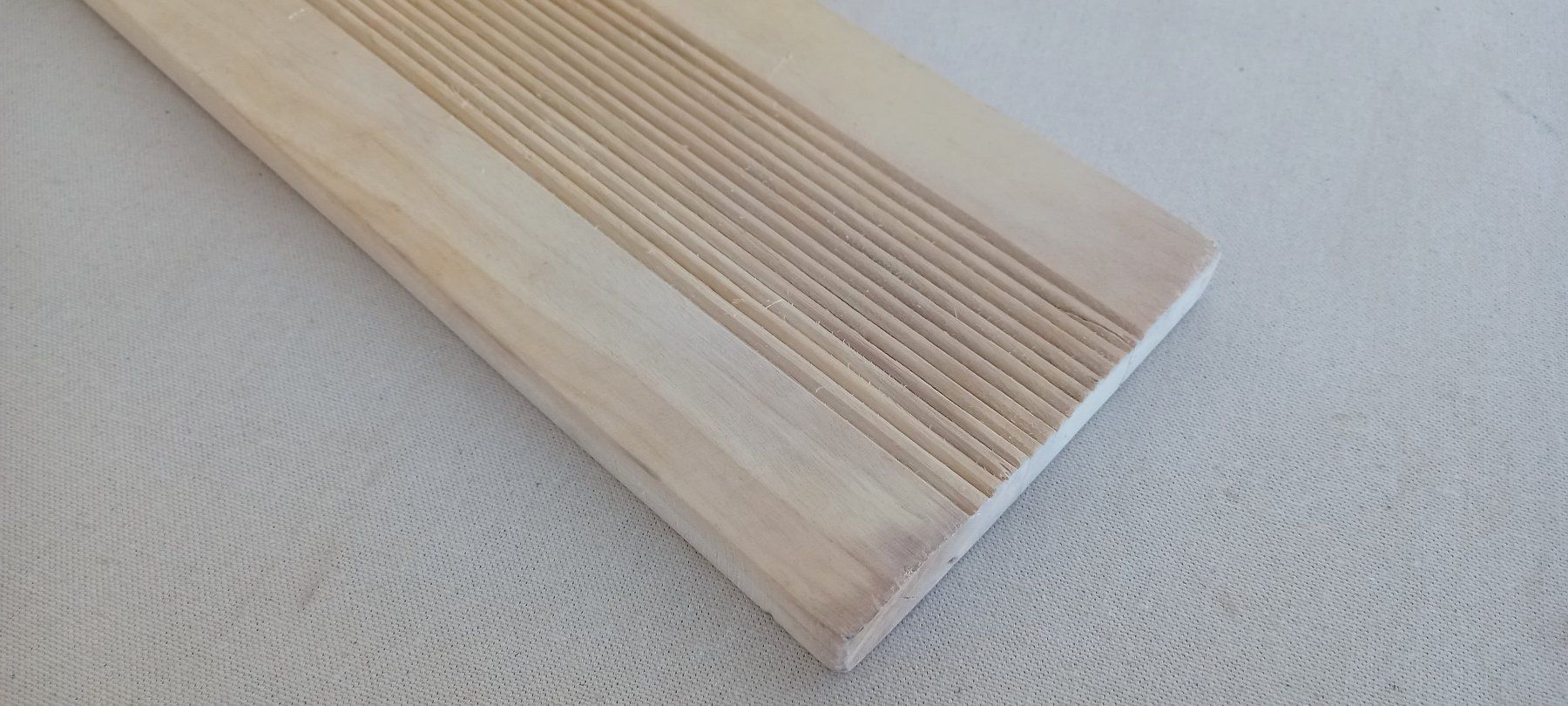 Articoli in legno: Holz-Filetierbrett, extra Gross - 59 x 13,5 cm – Usato da Thun venduto da Nordkapp 2