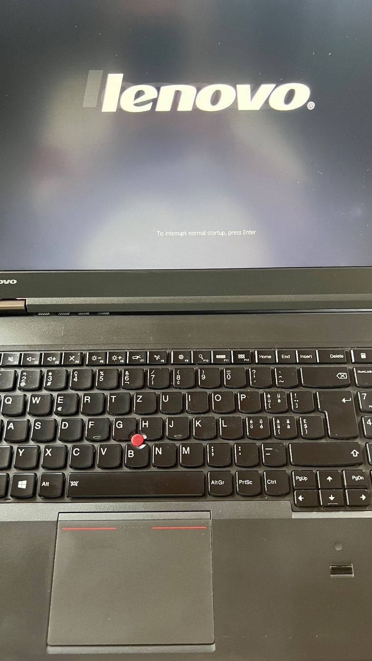 Lenovo Notebook: Lenovo Thinkpad T540p, Intel i7, BIOS gesperrt – Difettoso da Zürich venduto da Gianni