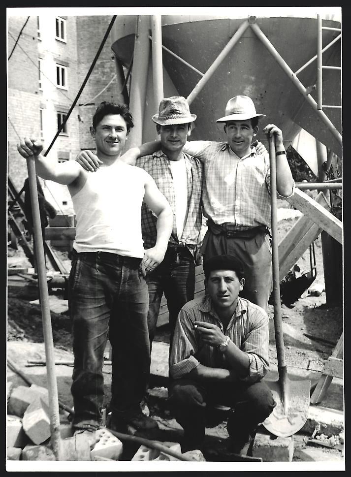 Fotografie & Manifesti: Fotografie Rudolf Sulzmann, Frankfurt /  – Usato da Berlin venduto da bartko-reher