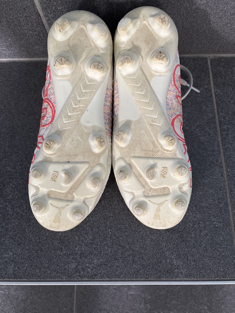 Puma Scarpe per ragazzi: Crampons/Chaussures de foot Puma Future, taille 33 – Usato da noréaz venduto da panda1978 2