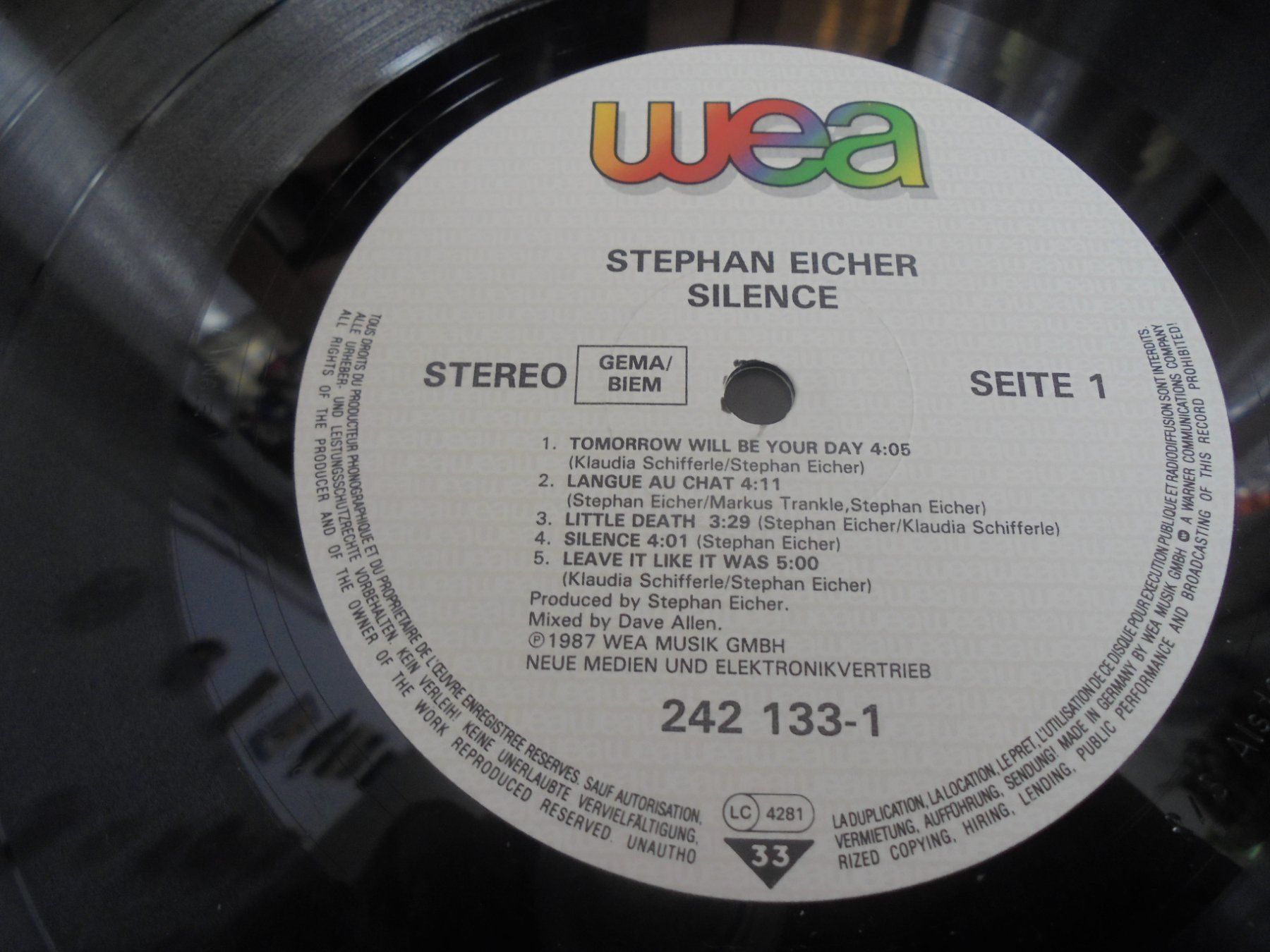 Dischi in vinile: Stephan Eicher " Silence " LP Allemagne 1987 – Usato da Crissier venduto da Promopost 2