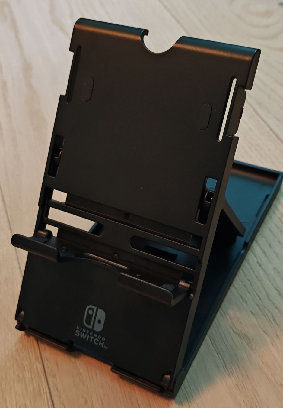 Nintendo Sonstige Dekorationen & Accessoires: Support Nintendo Switch officiel - État impeccable ✨ – Neu (gemäss Beschreibung) aus Granges-Paccot von yvanperrenoud