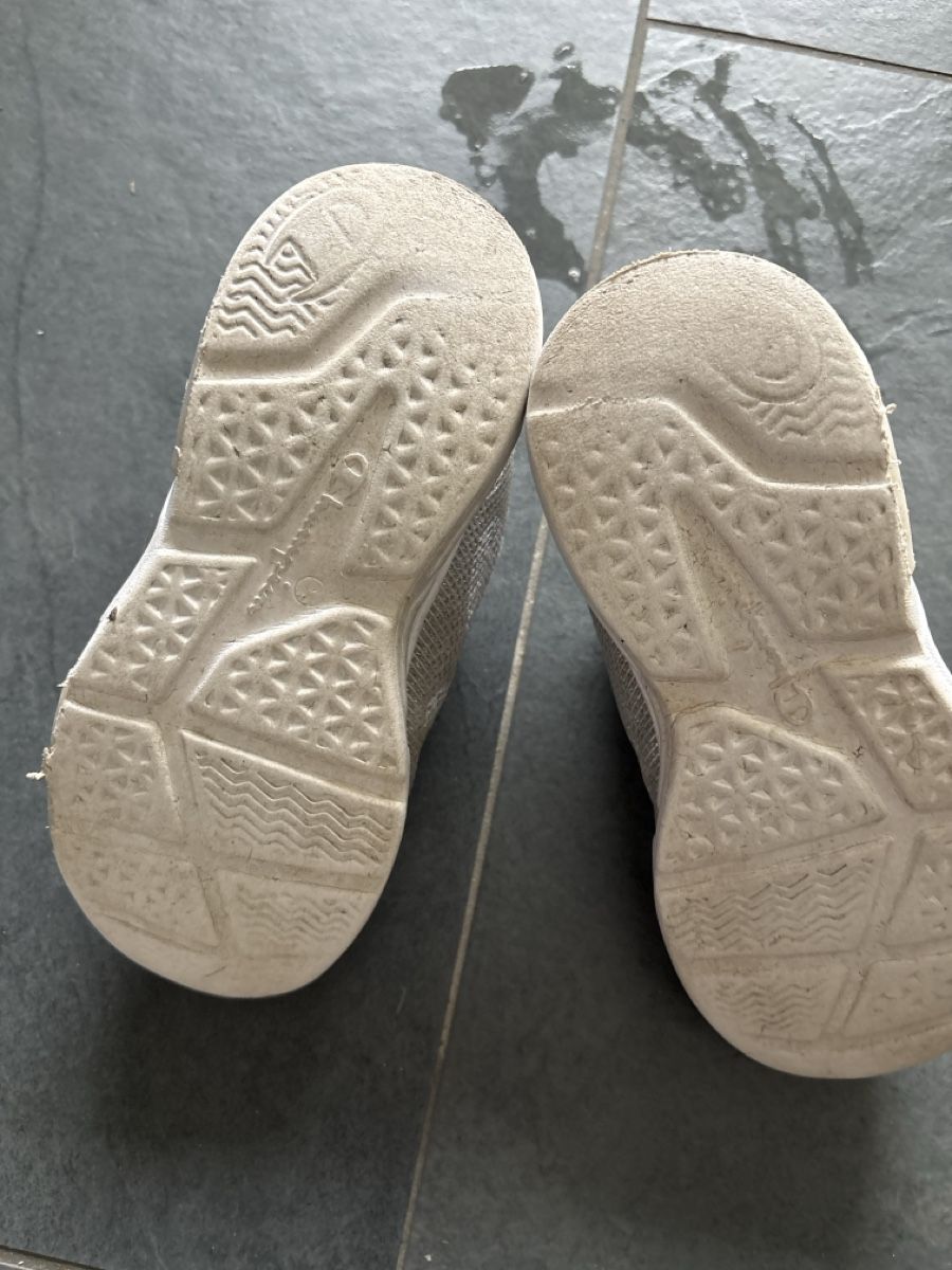 Champion Scarpe per ragazze: Sommer Turnschuhe – Usato da Spreitenbach venduto da bea_wrh6 2