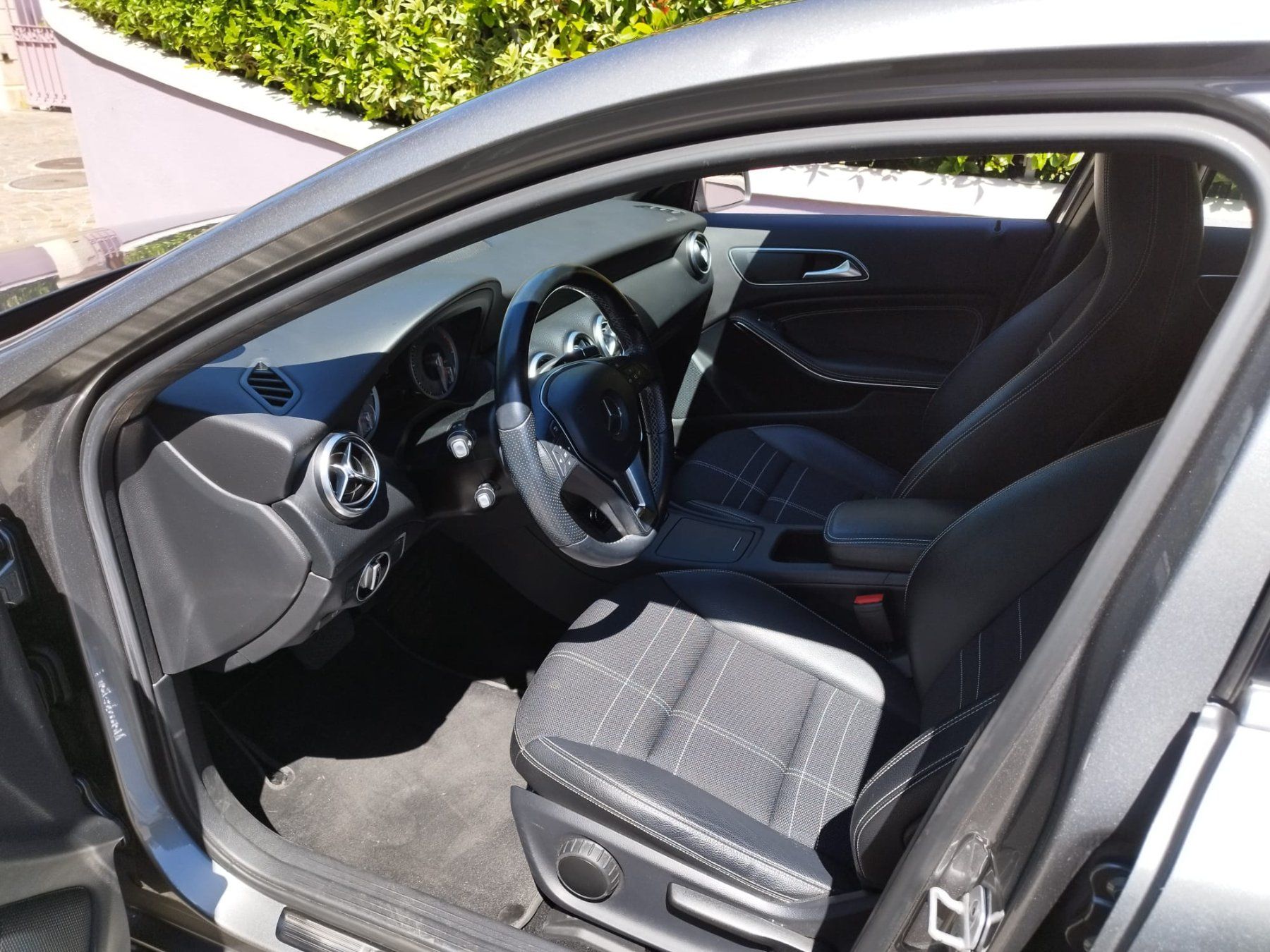 Automobili: Mercedes A180 automatique – Usato da Grand-Lancy venduto da alaia1994 7