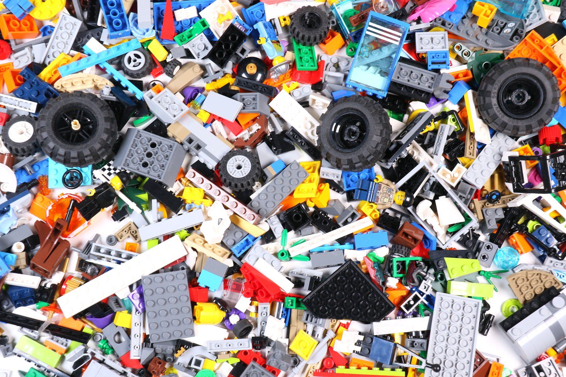 Lego Kit di costruzioni: 1.5 kg. Legoteile mit Minifiguren – Usato da Hettlingen venduto da Scholi99 1