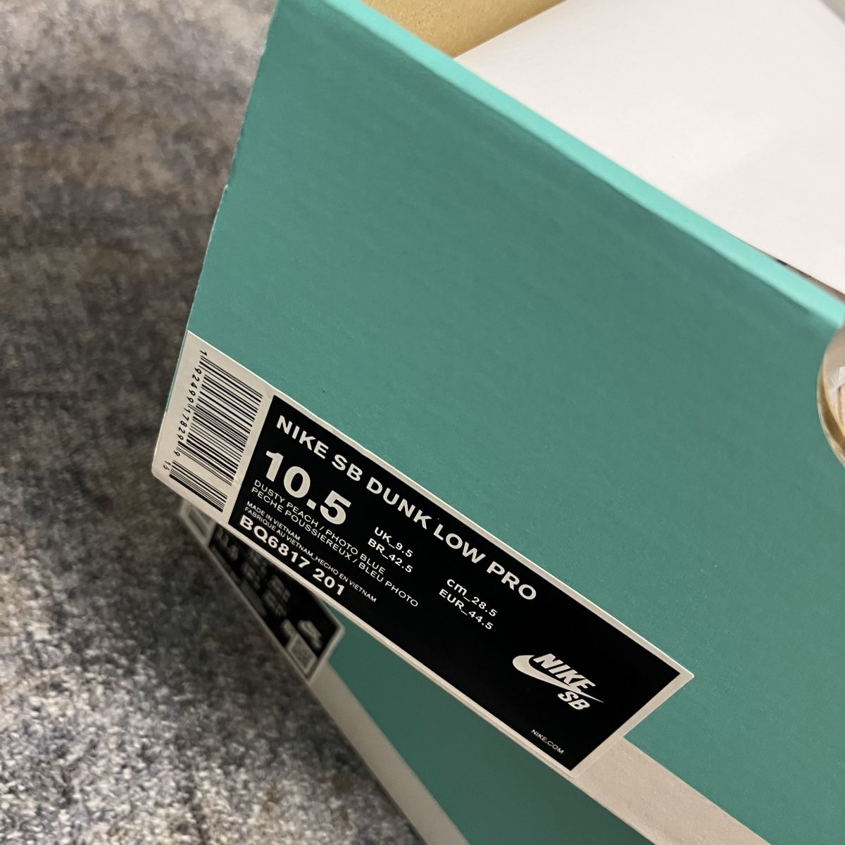 Nike Scarpe da uomo: Nike SB Dunk Dusty Peach – Usato da Winterthur venduto da LaBodega 1