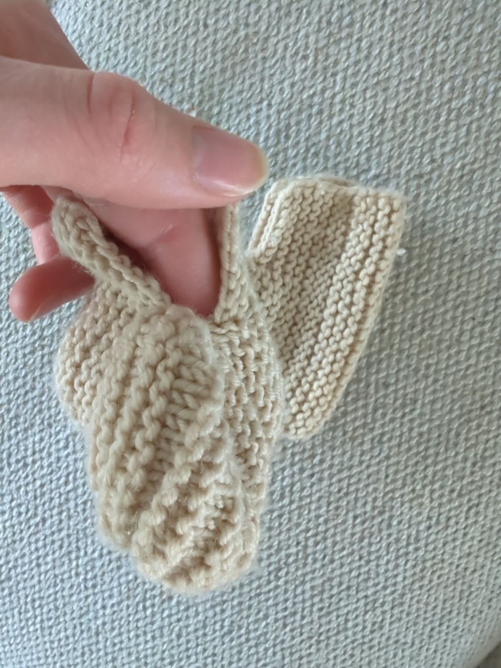 Calze per bambini: Handgestrickte Babyschuhe, Neugeborene – Nuovo (secondo la descrizione) da Zug venduto da sunshinestateofmind 4