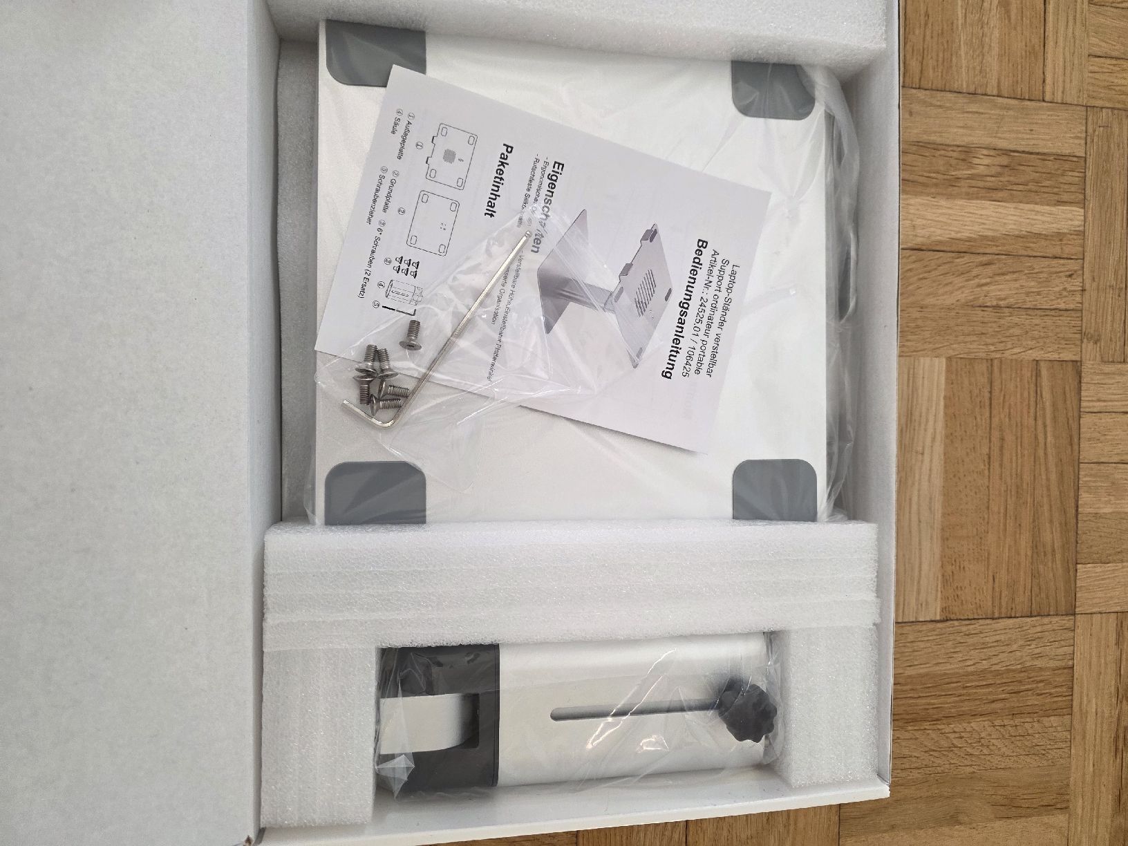 Racks & Ständer: Laptop Ständer – Neu und originalverpackt aus Rüti ZH von car_gl78 2