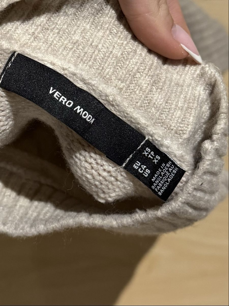 Pulls & Sweat-shirts: Vero Moda Pullover beige Grösse XS – Neuf (Voir description) à Tuggen par jess_gls06 1