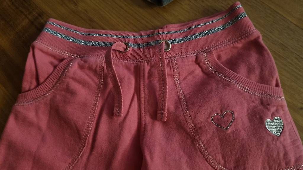 Pantaloni: Relax-Hose in Grösse 110 – Usato da St. Gallen venduto da Libelle99 1