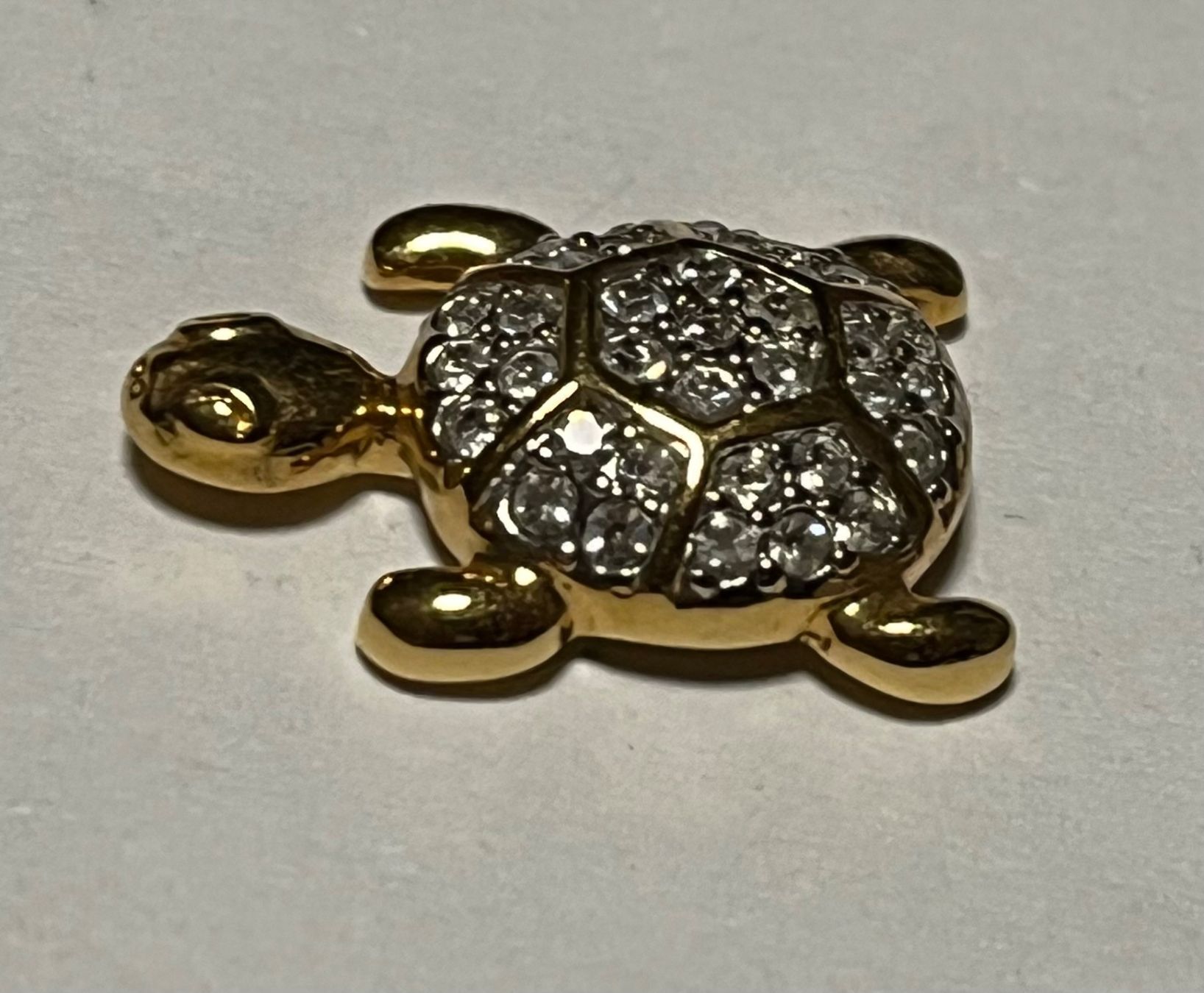Plaketten & Abzeichen: Schildkröte Pin mit Steinchen besetzt – Gebraucht aus Altdorf UR von Mini037 5