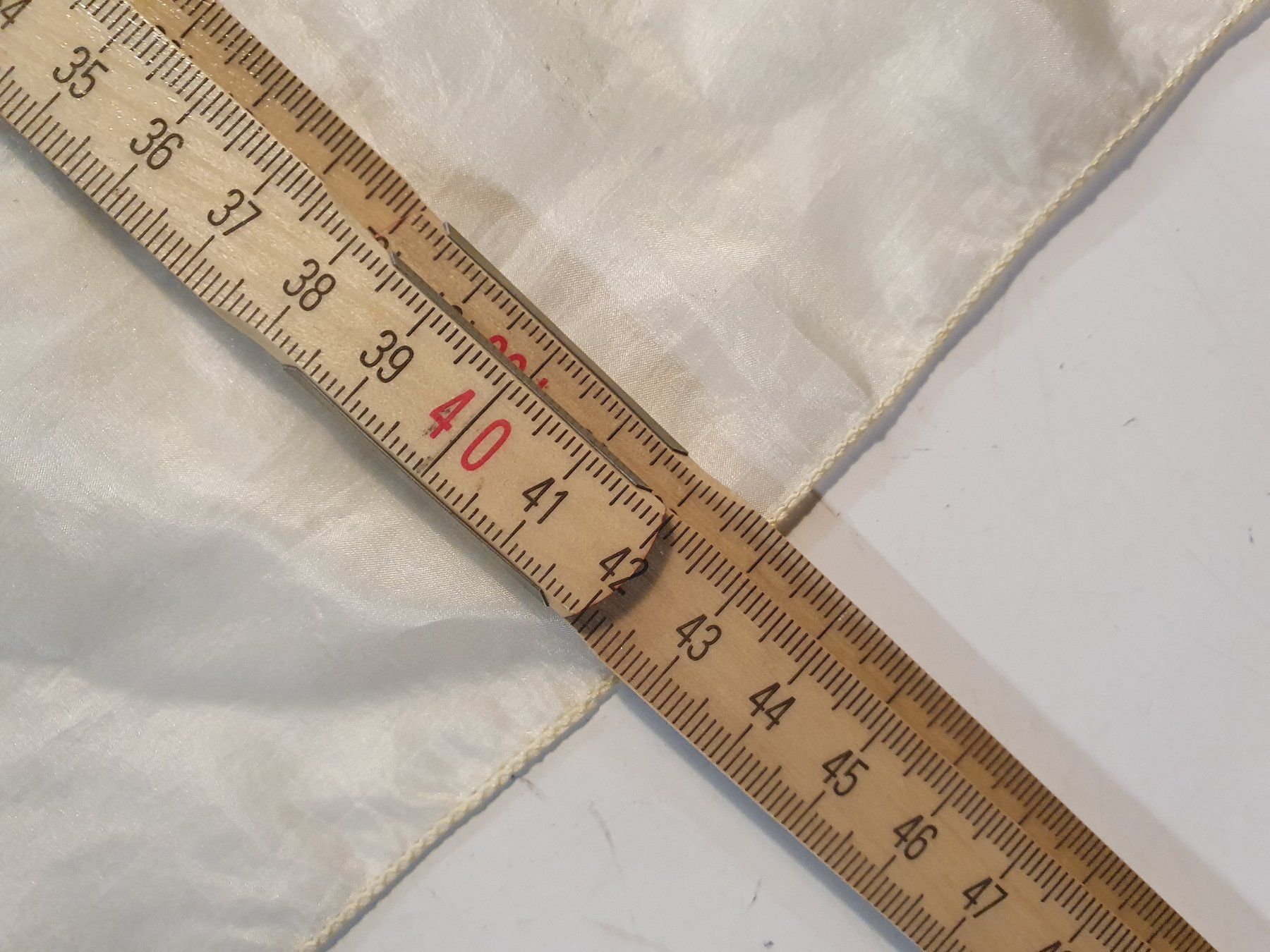 Sonstige Kleidung & Accessoires: Seidentuch weiss 43 x 43 – Gebraucht aus Zürich von loosebone 3