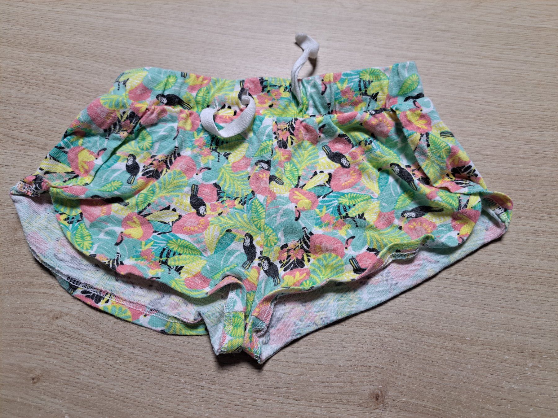 Pantaloni: Short enfant taille 86 – Usato da Marly venduto da Mumu1723