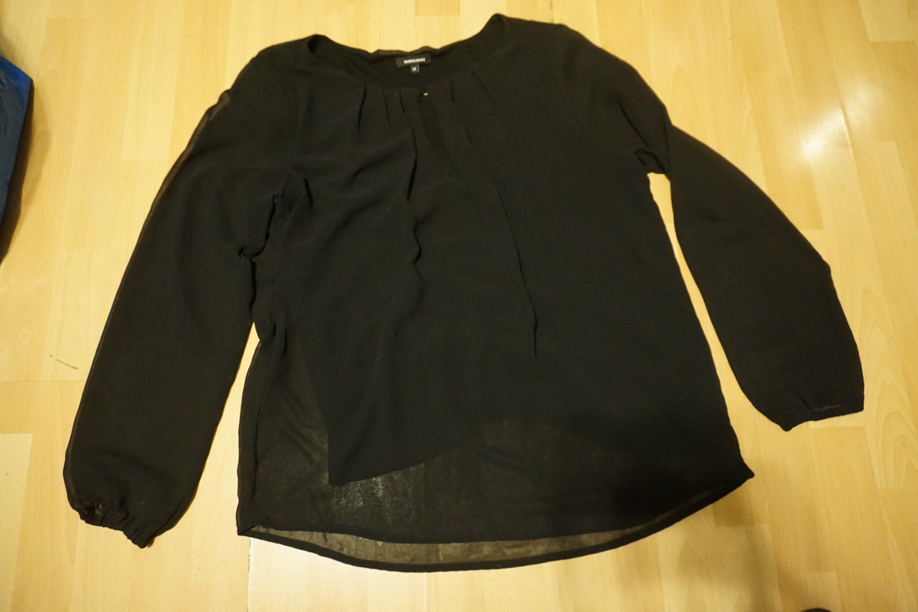 More & More Camicette: Schwarze Bluse von More&More, Gr. 44 – Usato da Zürich venduto da einalemjena