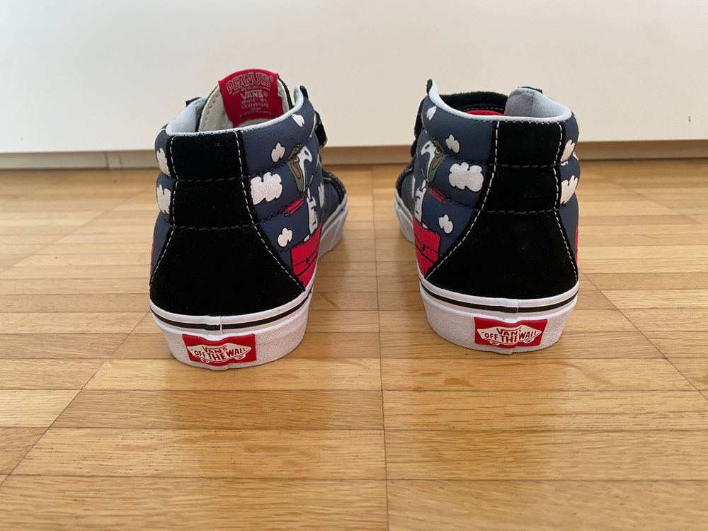 Vans store peanuts rosso