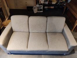 Gemütliches 3er Sofa hellgrau im Sommer-Angebot!