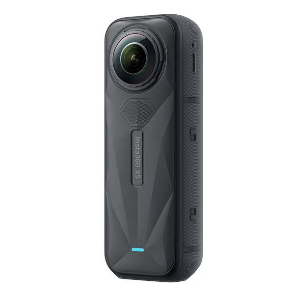 Insta360 Action Cam: Insta360 X5 Essentials Bundle mit Garantie bis 2028 – Nuovo (secondo la descrizione) da Büsserach venduto da Hot_Shots 3