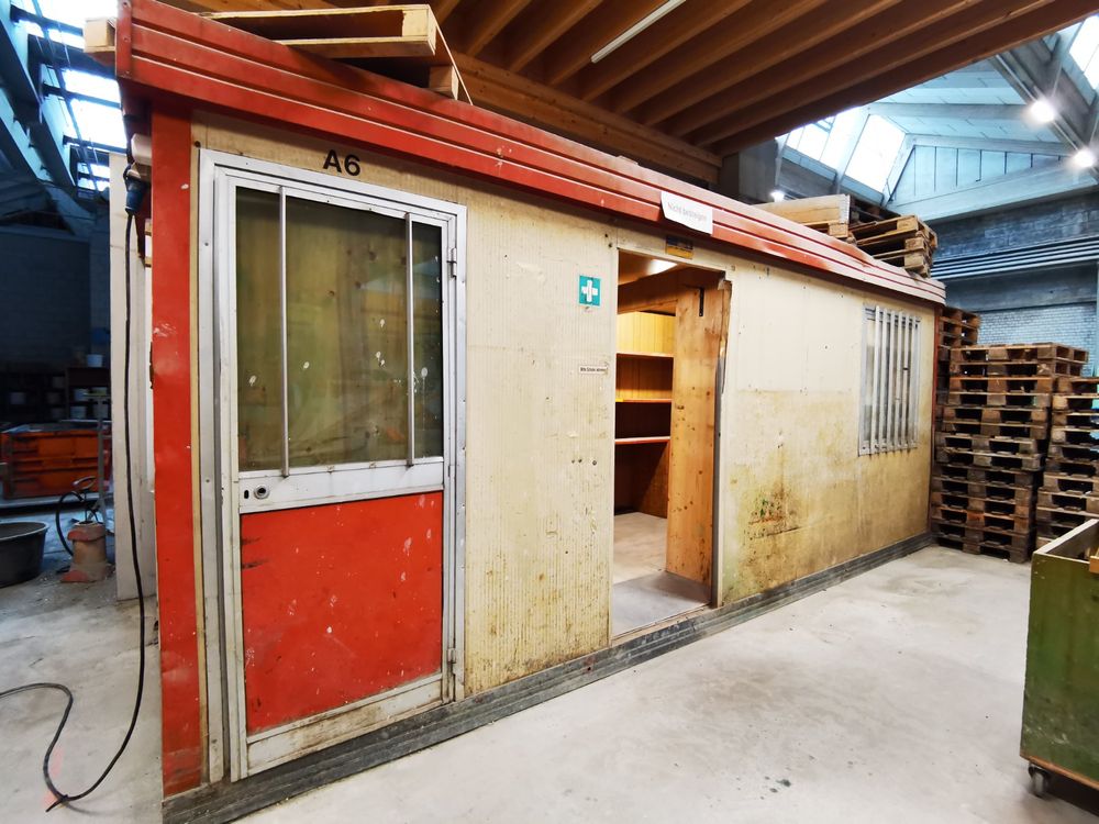 Baracke Kaufen auf Ricardo