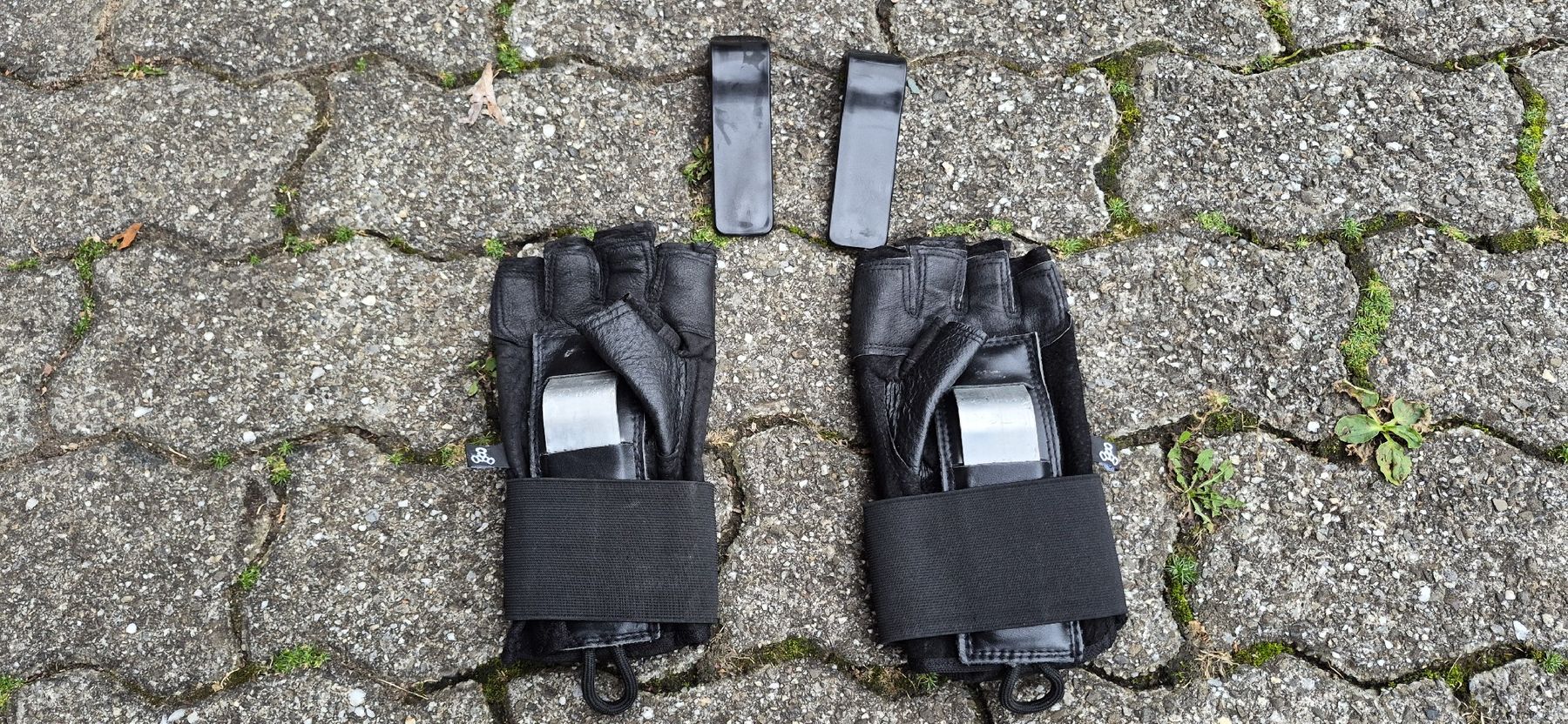 Schutz & Schoner: Handschoner – Gebraucht aus Ebnat-Kappel von playade