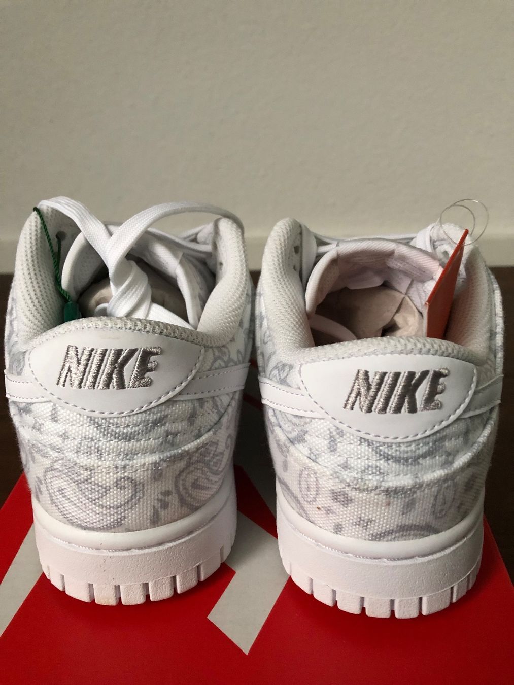 Nike Scarpe da donna: Nike Dunk Low White Paisley  EU38 – Nuovo e nell'imballaggio originale da Baar venduto da tortuga72 2