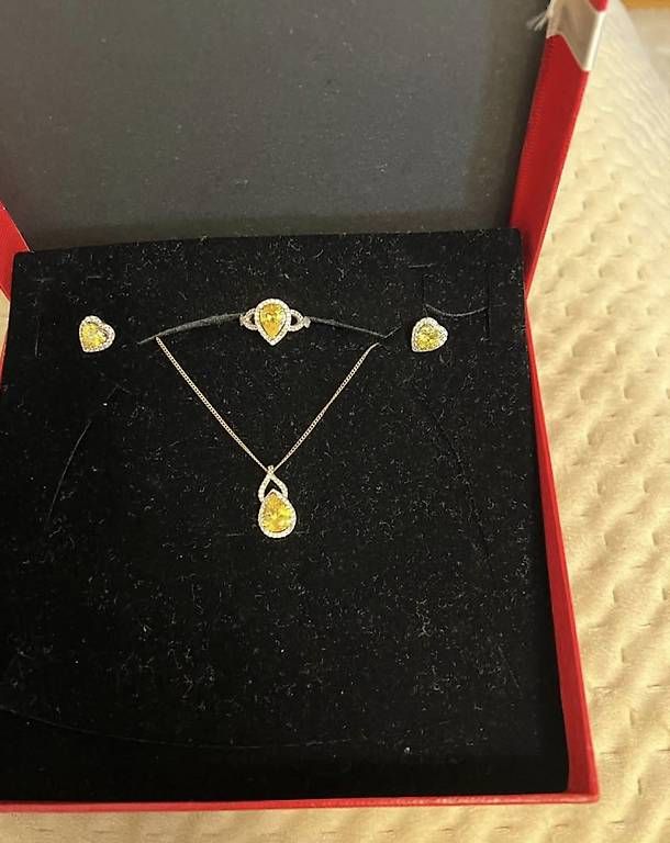 Altri gioielli: Schmuck-Set – Usato da Glattbrugg venduto da mir_vx2c 1