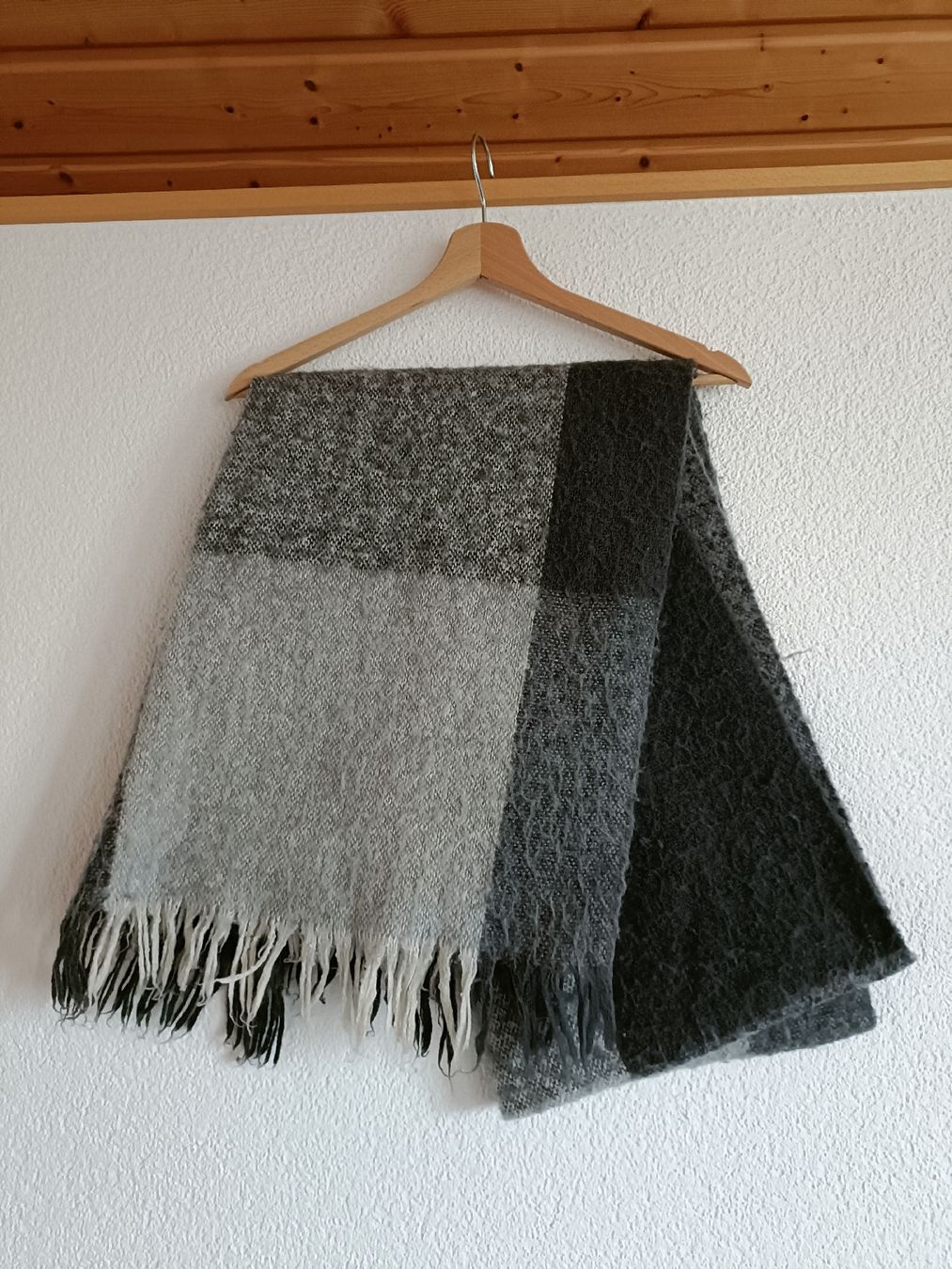 Foulard & Sciarpe: Écharpe – Usato da Vaulruz venduto da O_DDM
