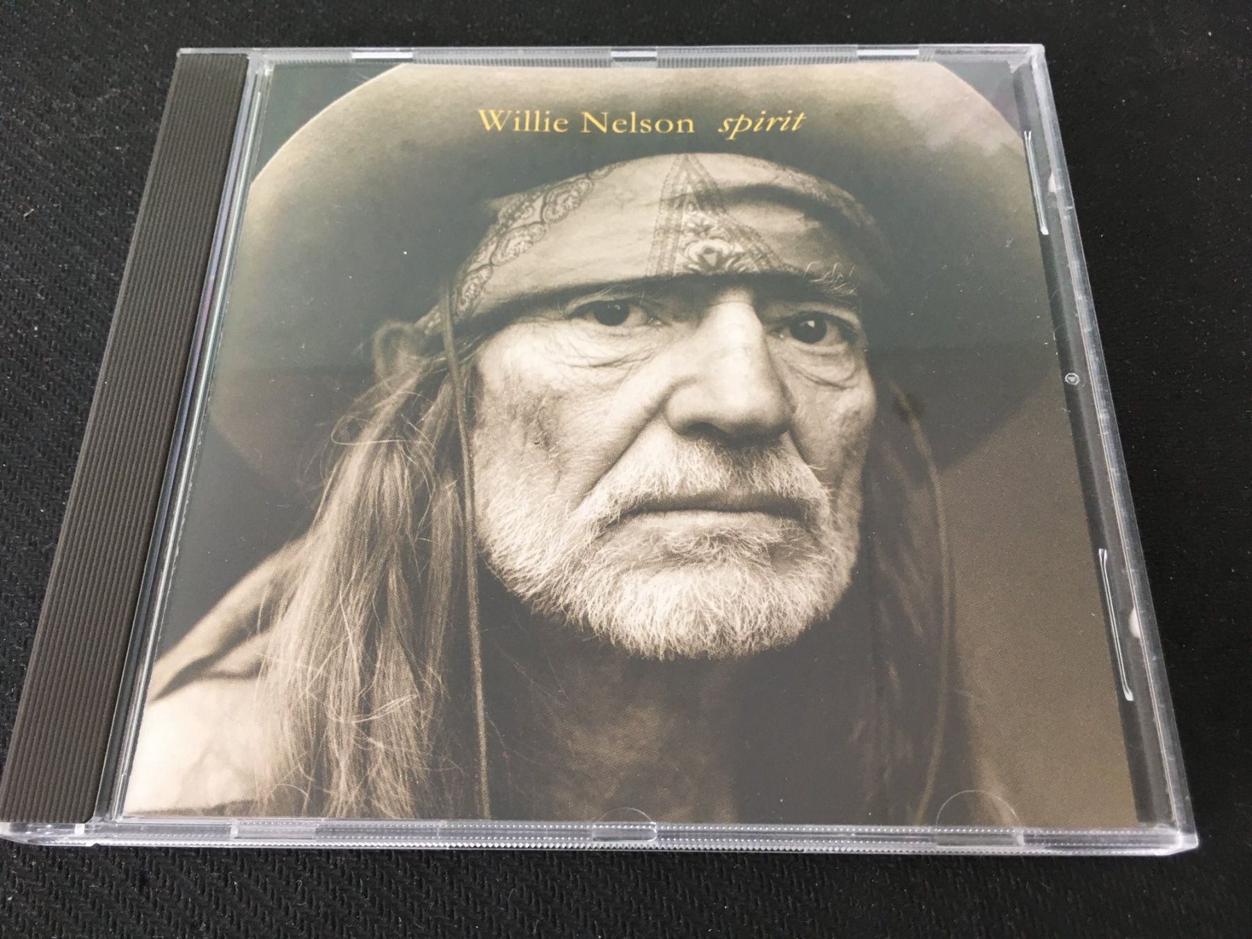 CD: Willie Nelson - Spirit -CD- – Usato da St.Gallen venduto da MedienJoe