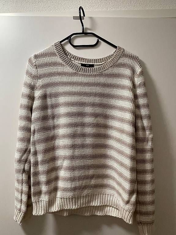 Lots de vêtements: Pullover Kleiderpaket (Grösse S) – D'occasion à Kriens par Sabmu 2