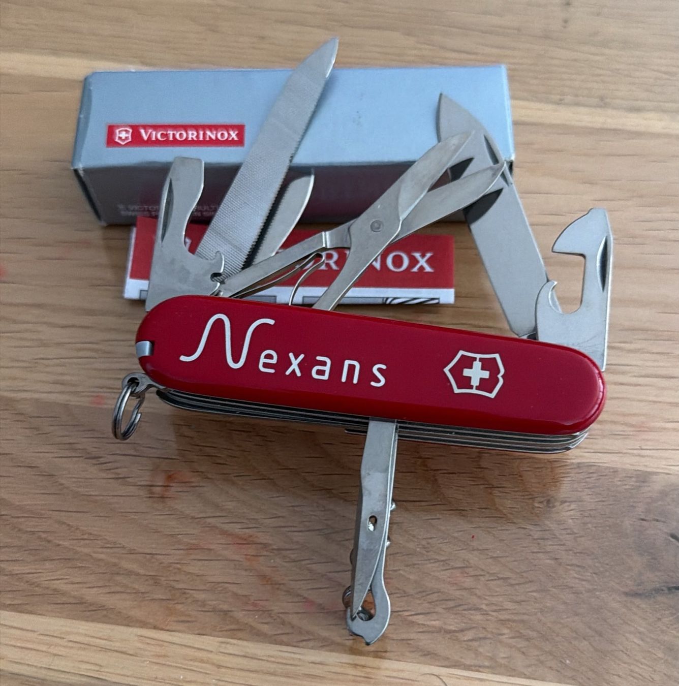 Victorinox Couteaux de poche: VICTORINOX NEXANS SACKMESSER – Neuf avec emballage d'origine à Zürich par Frei-Occasionen 3