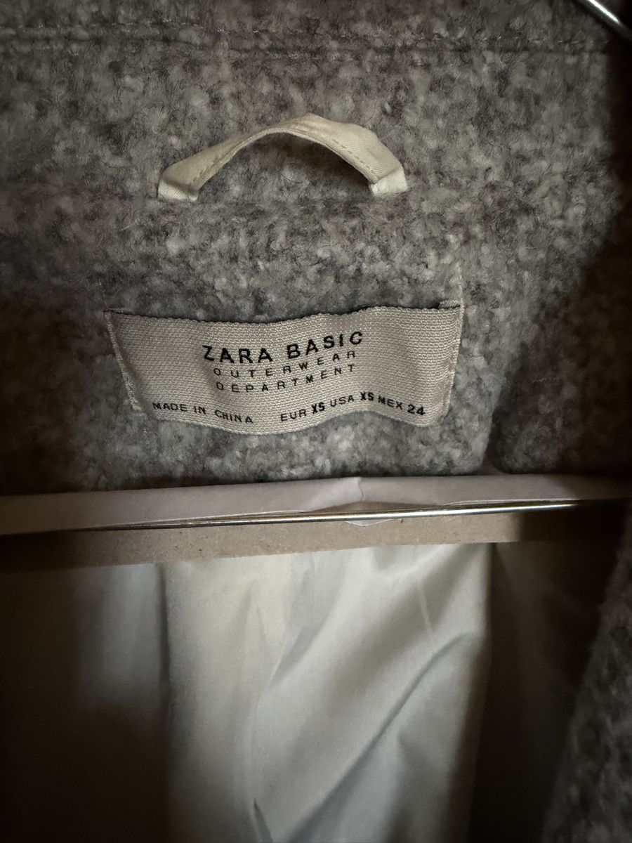 Zara Cappotti: Zara Basic Wintermantel, Grau, Grösse XS, Top Zustand – Usato da Schlieren venduto da Gabrielakom_ 2