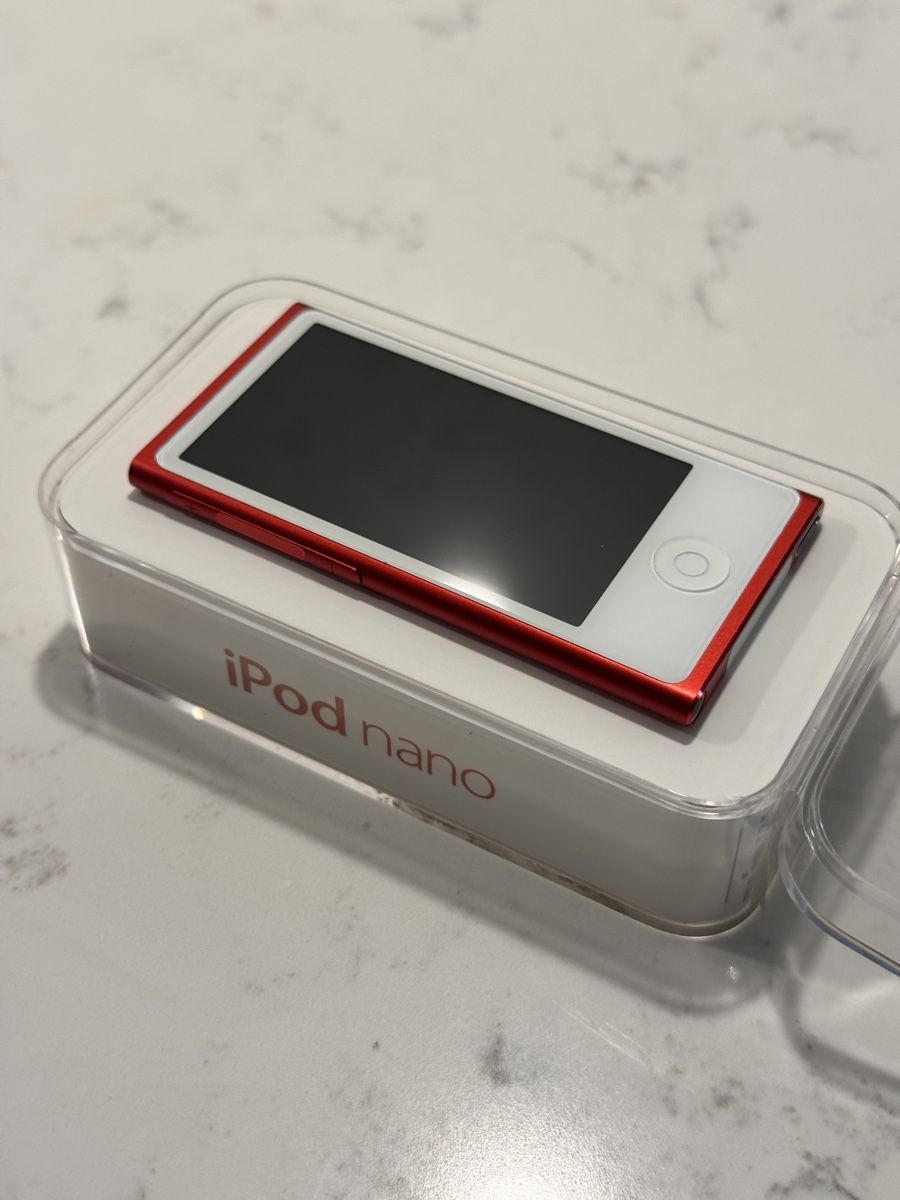 Apple Tragbarer Mediaplayer: iPod nano 7. Generation RED Soezialedition 16 GB – Gebraucht aus Zürich von RicardoExplorer 8