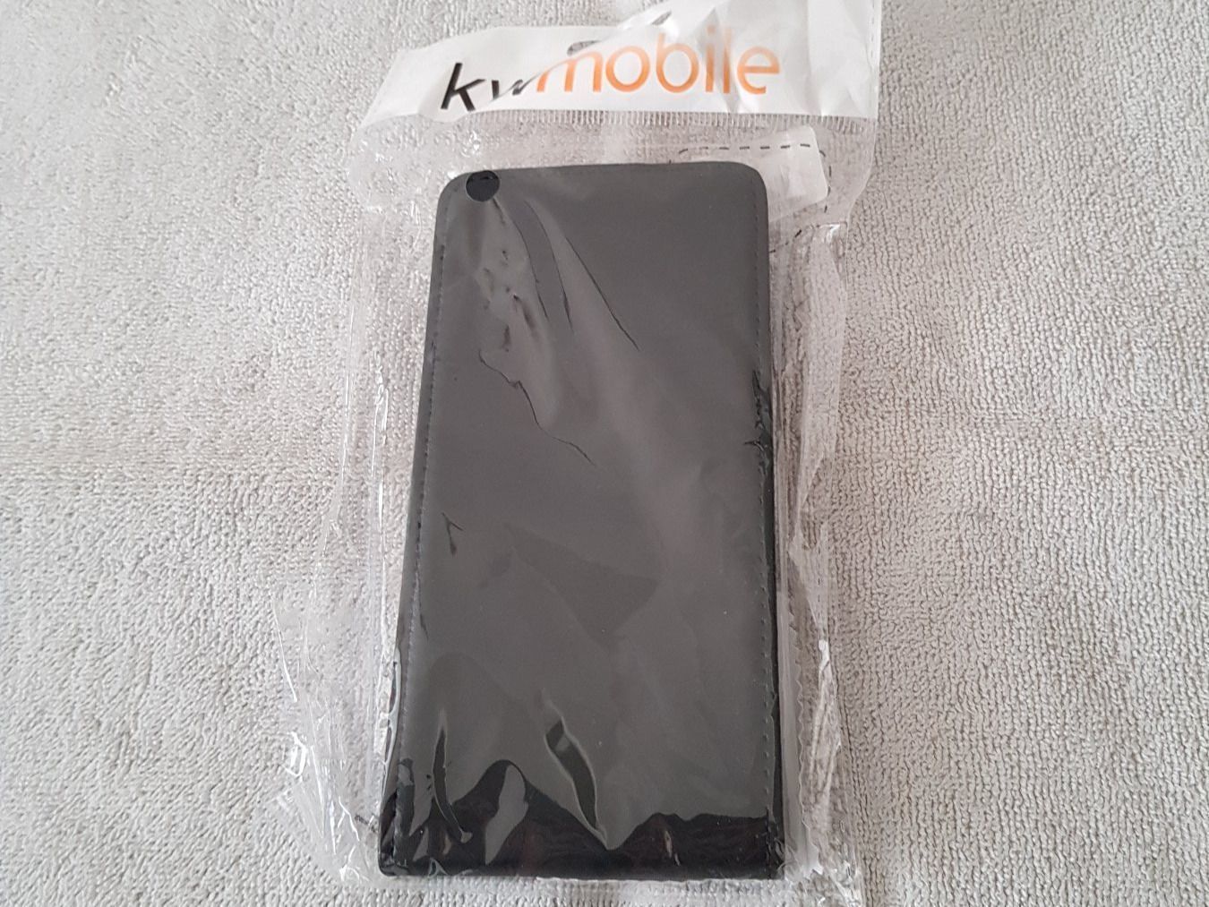 Wiko Cover & Protezioni schermo: Wiko U Feel Kunstledertasche Flipstyle – Nuovo e nell'imballaggio originale da Liestal venduto da tonic