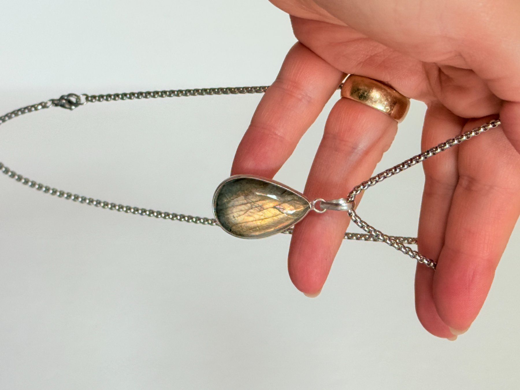 Colliers: Collier avec Labradorite – Neuf avec emballage d'origine à Genève par AWWA 7