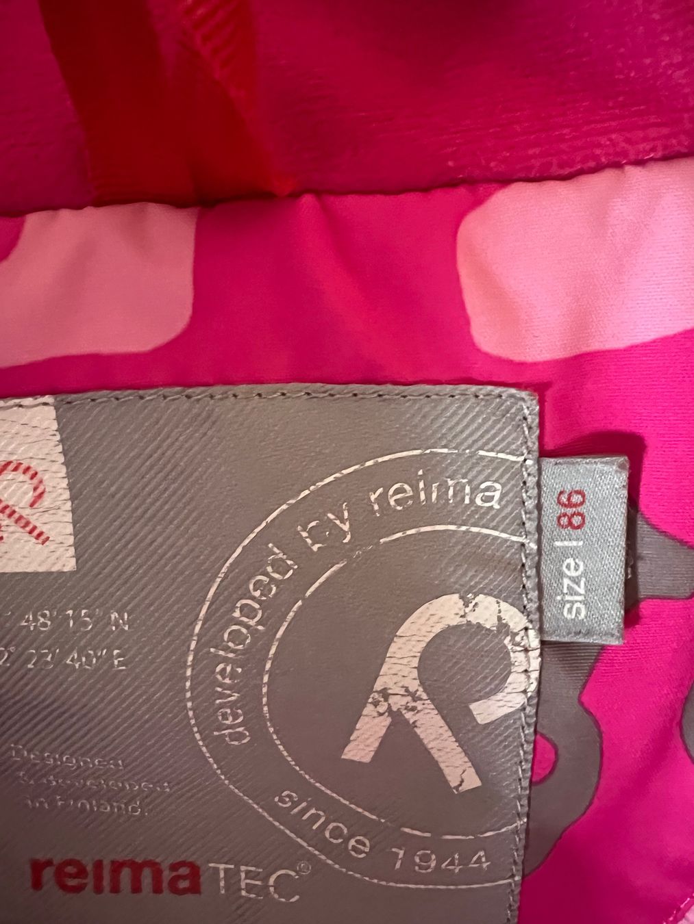 Jacken & Mäntel: Regenjacke – Gebraucht aus Thalwil von lom_858j 1