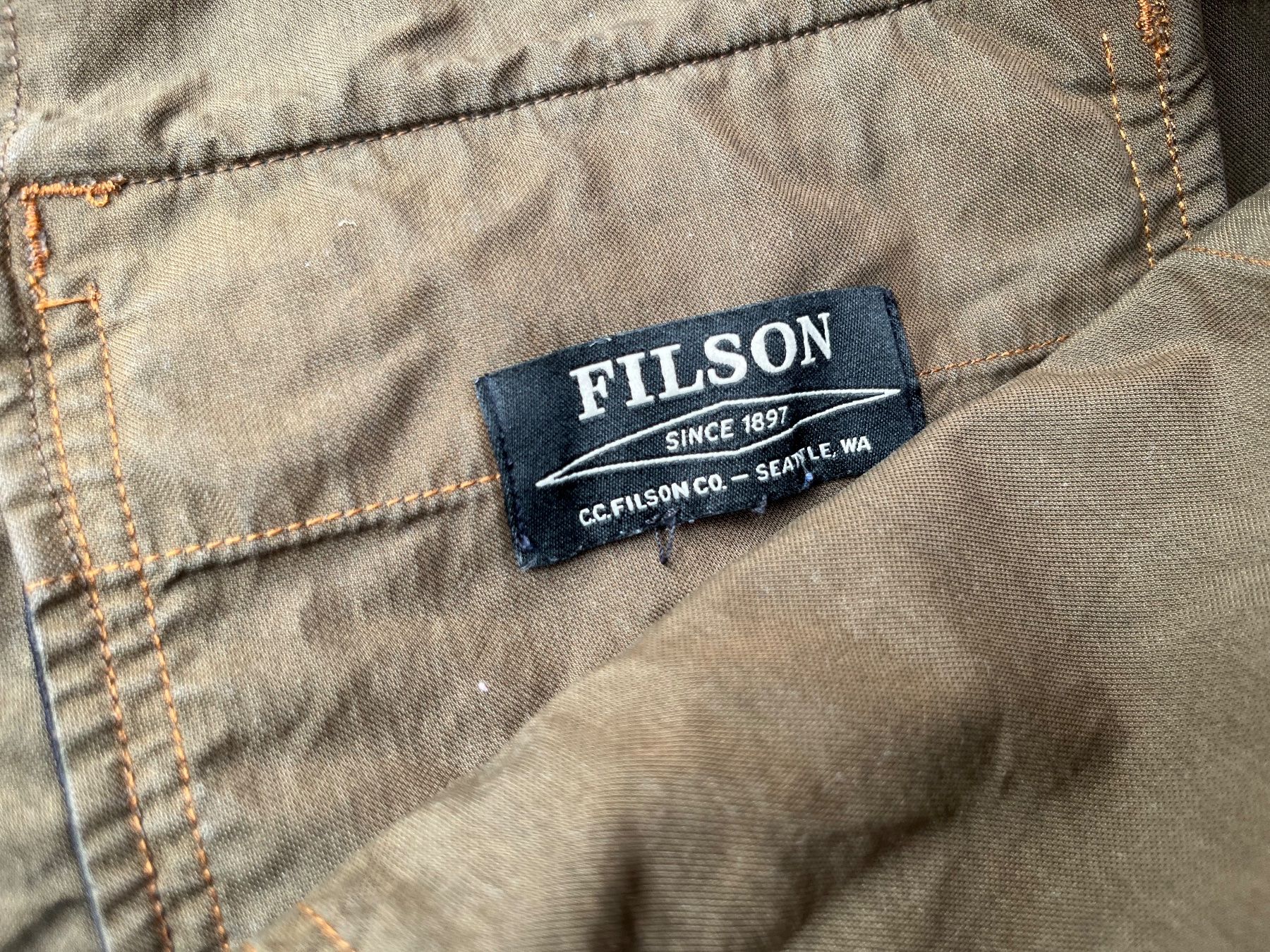 Pantaloni: Filson Shorts – Usato da Bottmingen venduto da Puffsack 2