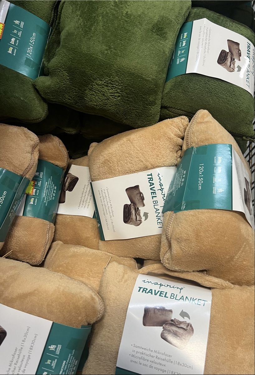Decken: Trawel Decken 10 Stück Ausverkauf – Neu und originalverpackt aus Interlaken von Skandalpreis 2